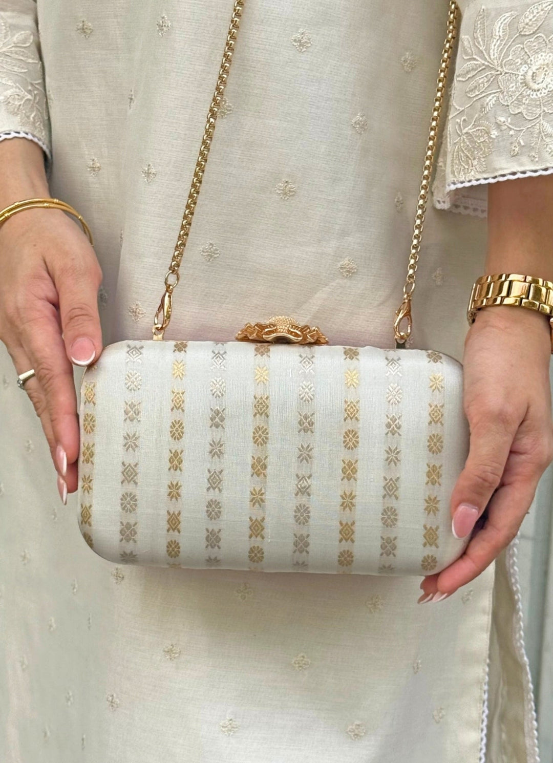 Ivory Kanchi Silk Clutch Amyra - Fabilicious Fashion