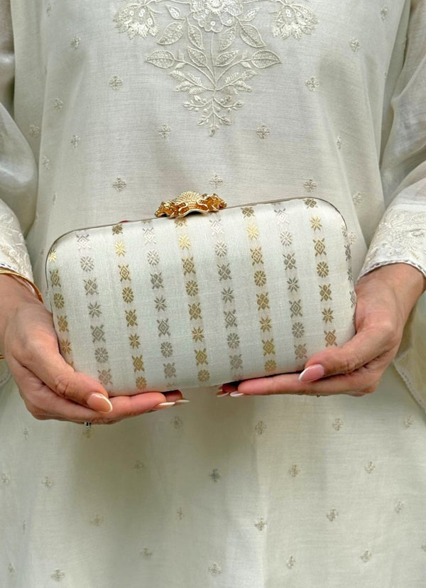 Ivory Kanchi Silk Clutch