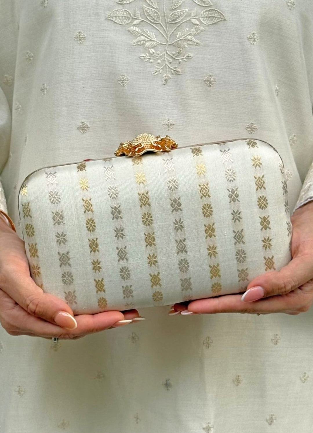 Ivory Kanchi Silk Clutch Amyra - Fabilicious Fashion