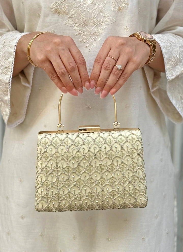 Ivory Silk Embroidered Clutch Amyra - Fabilicious Fashion
