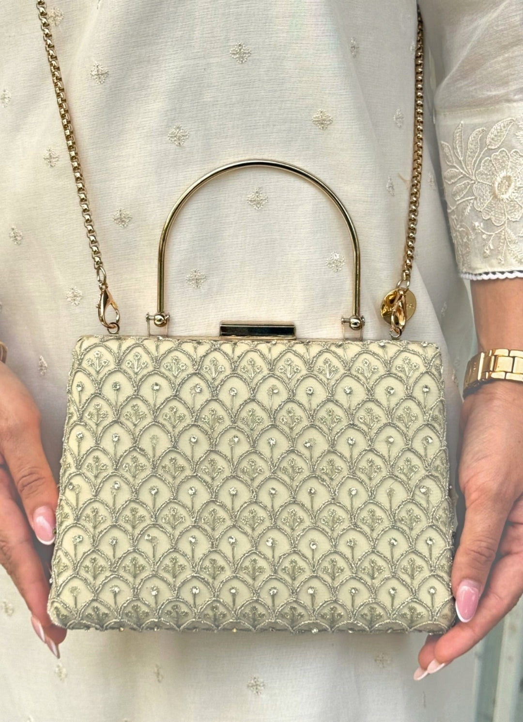 Ivory Silk Embroidered Clutch Amyra - Fabilicious Fashion
