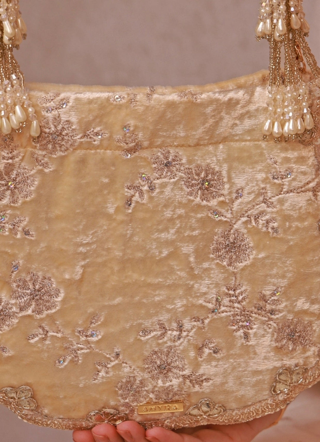 Amyra Ivory Velvet Scallop Embroidered PurseFabilicious Fashion
