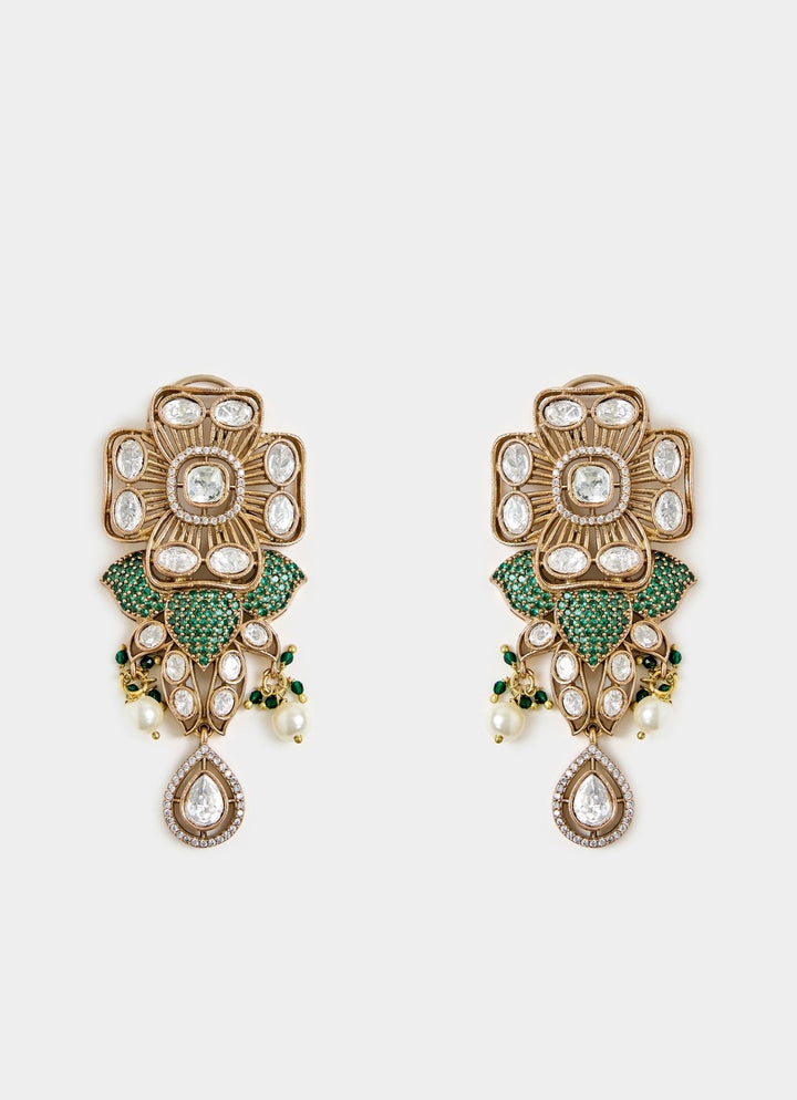 Kundan And Emerald Green Statement Necklace Set Vivinia By Vidhi Mehra - Fabilicious Fashion