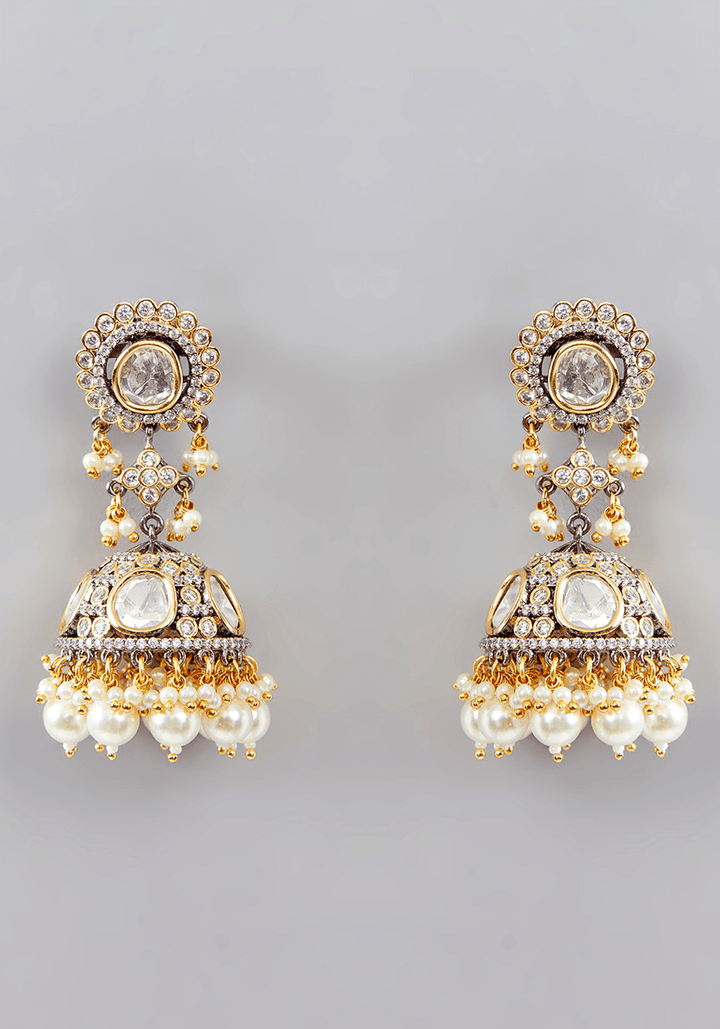 Kundan And Pearl Necklace Set Wit Maathatikki Zevar by Geeta - Fabilicious Fashion