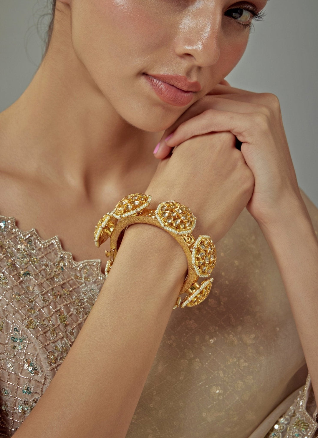 Kundan And Polki Kada Vivinia by Vidhi Mehra - Fabilicious Fashion