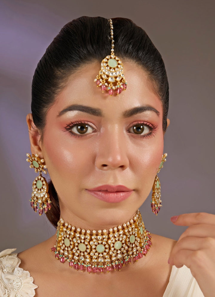 Kundan Green And Pink Beaded Bridal Choker Set Vivinia By Vidhi Mehra - Fabilicious Fashion