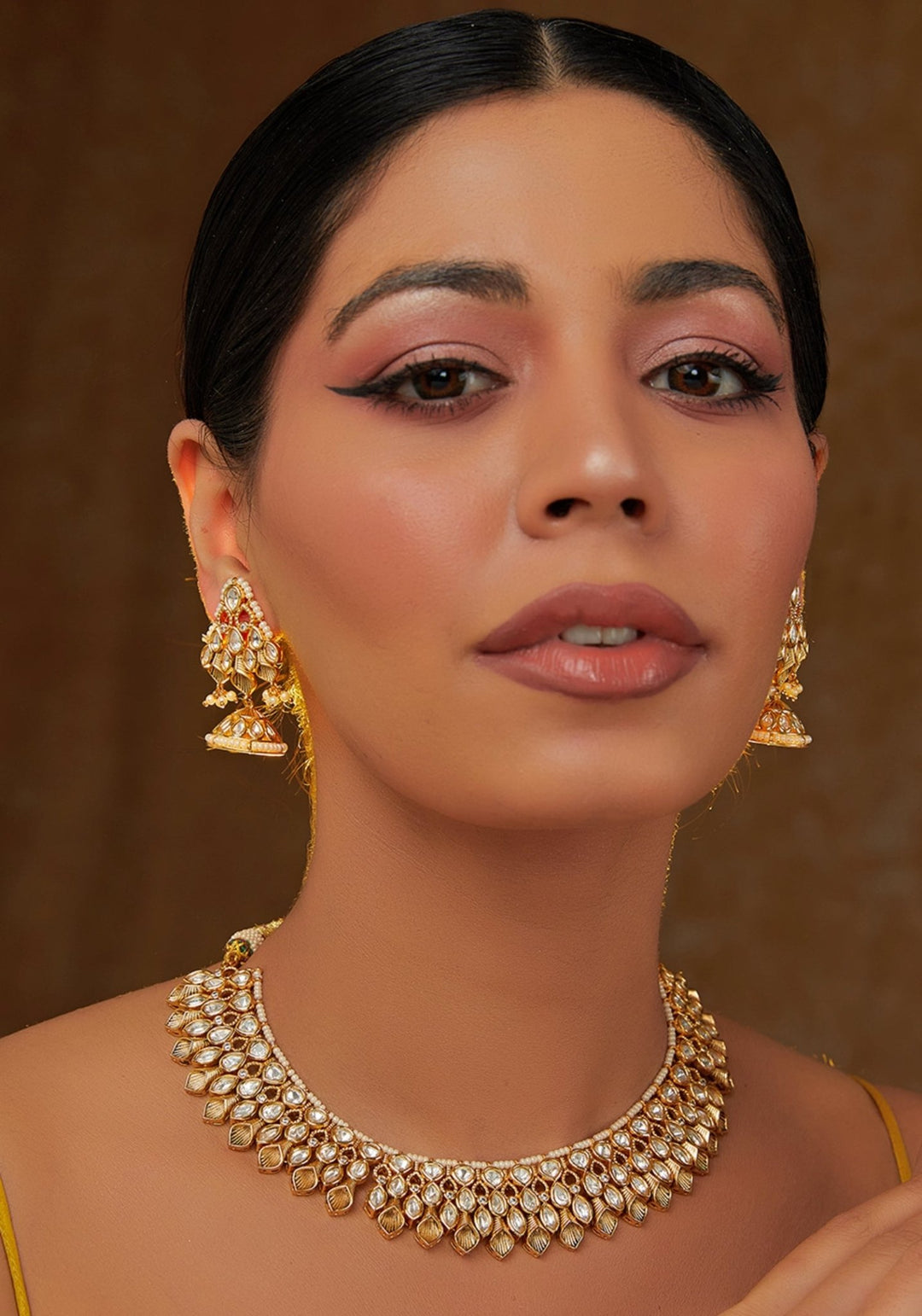 Kundan Necklace Set With Stones Zevar by Geeta - Fabilicious Fashion