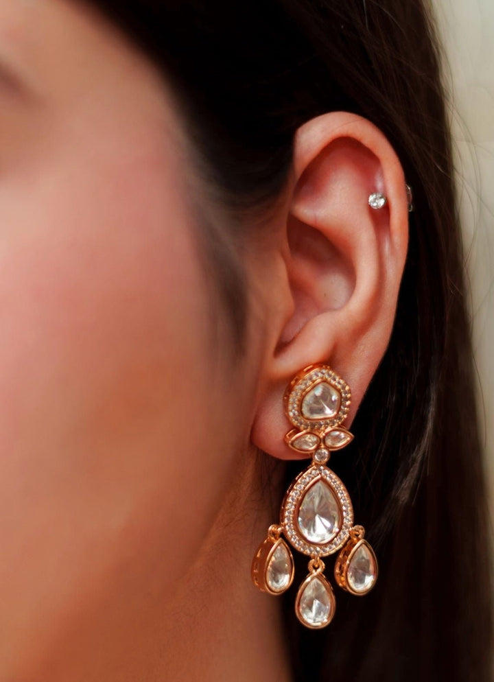 Kundan Tear Drop Gold Necklace Set Zevar By Geeta - Fabilicious Fashion