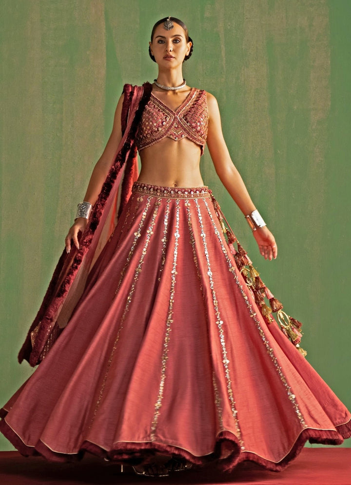 Lilac Pink Embroidered Bridal Silk Lehenga Set Studio Bagechaa - Fabilicious Fashion