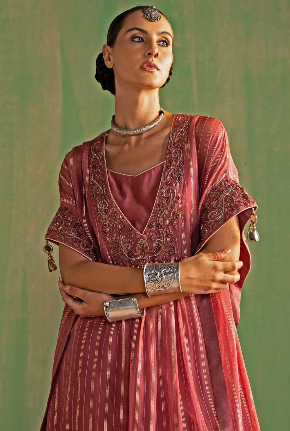 Lilac Pink Embroidered Kaftan Kurta Set Studio Bagechaa - Fabilicious Fashion
