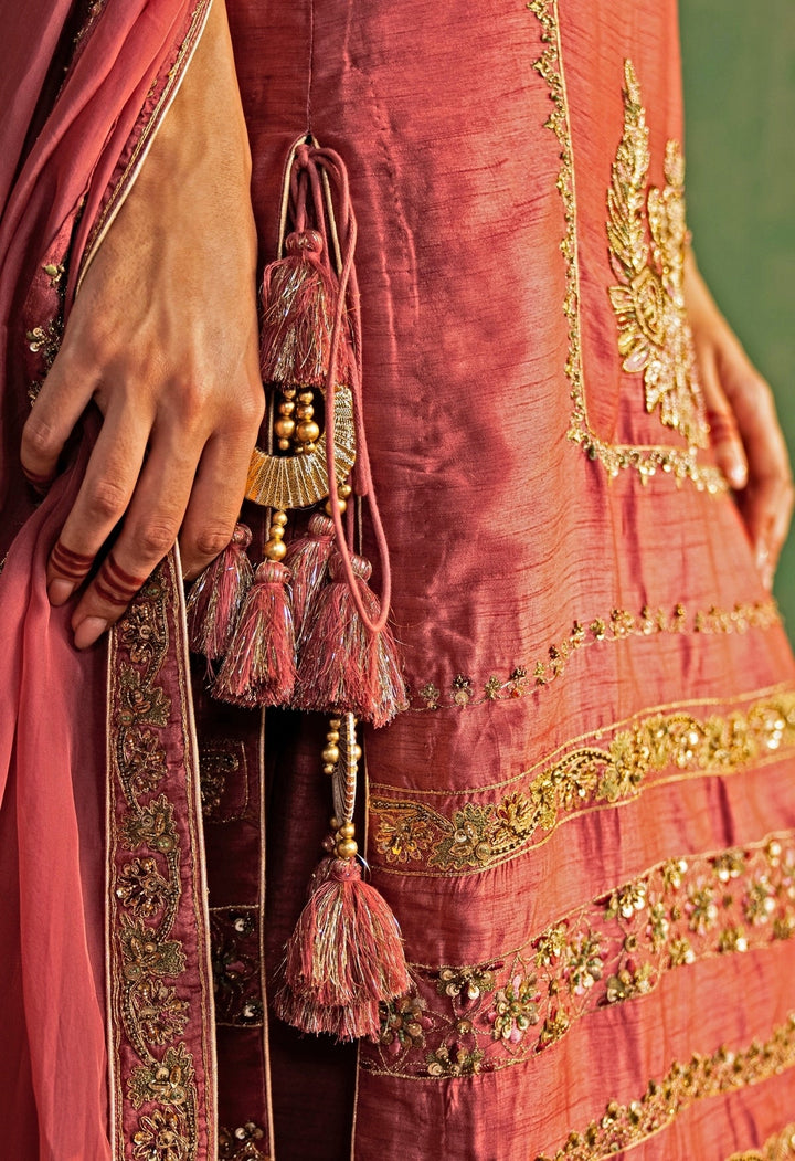 Lilac Pink Embroidered Kurta Pant Set Studio Bagechaa - Fabilicious Fashion