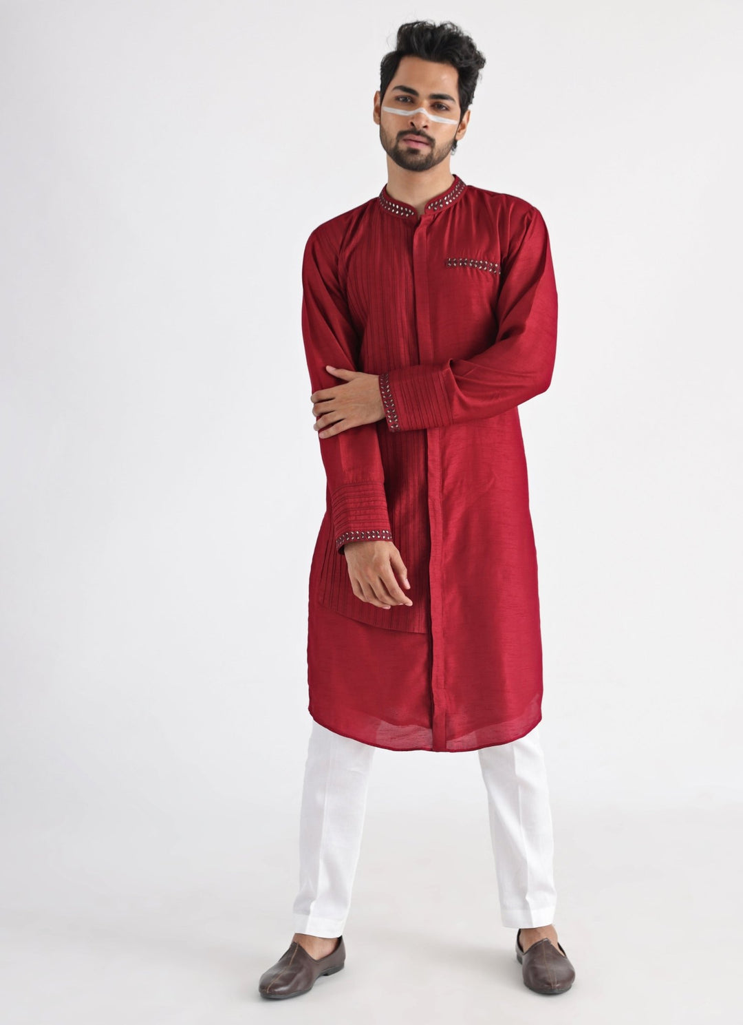 Maroon Embroidered Silk Kurta Pant Set Smriti - Fabilicious Fashion