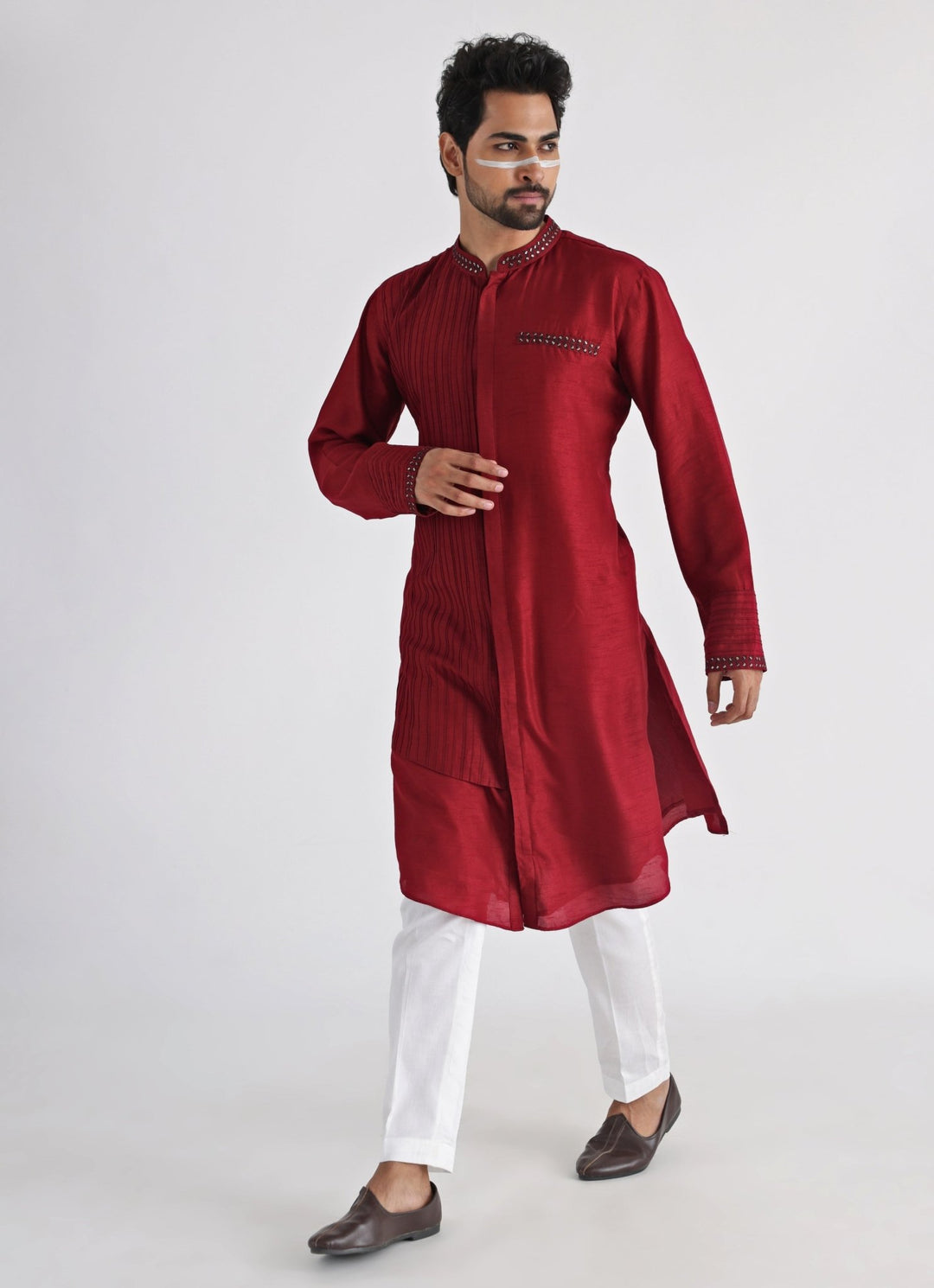 Maroon Embroidered Silk Kurta Pant Set Smriti - Fabilicious Fashion
