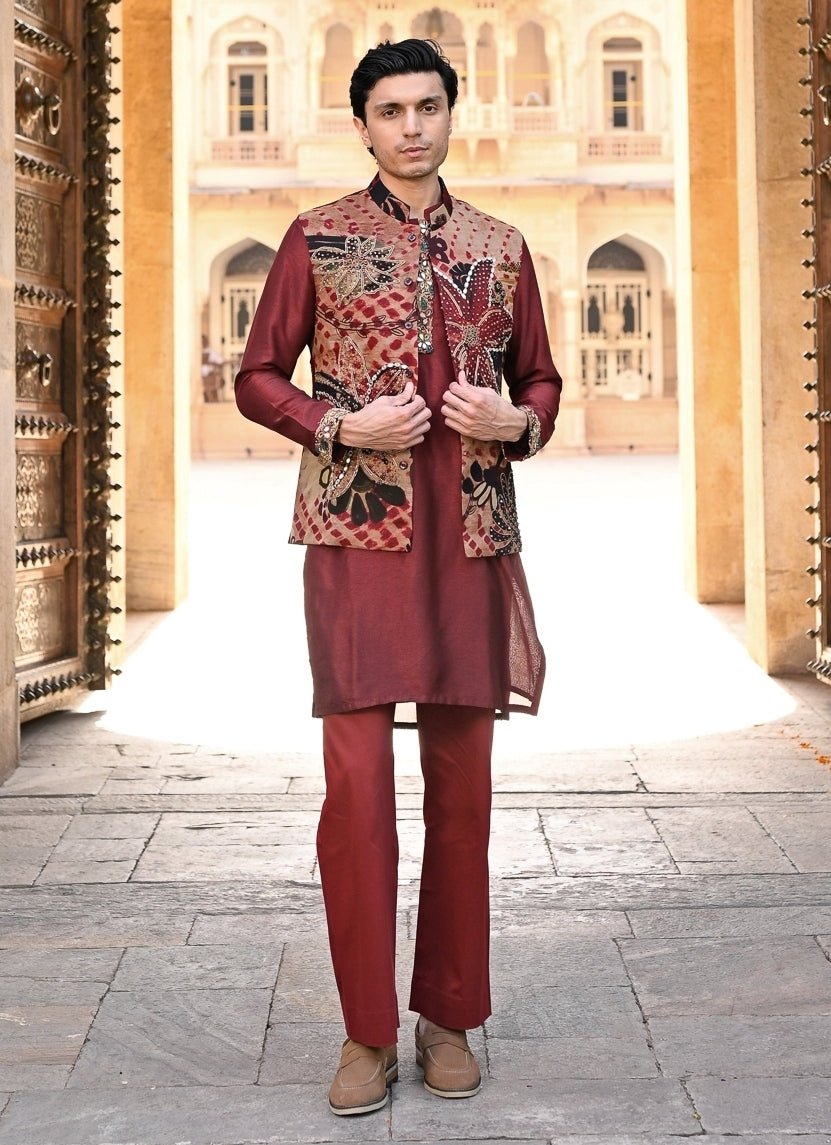 Juhi Bengani - Men Maroon Red Kurta Pants Set with Printed Organza BundiFabilicious Fashion
