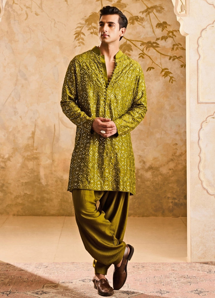 Mehendi Green Chanderi Mirrorwork Kurta Set Nitika Gujral - Men - Fabilicious Fashion