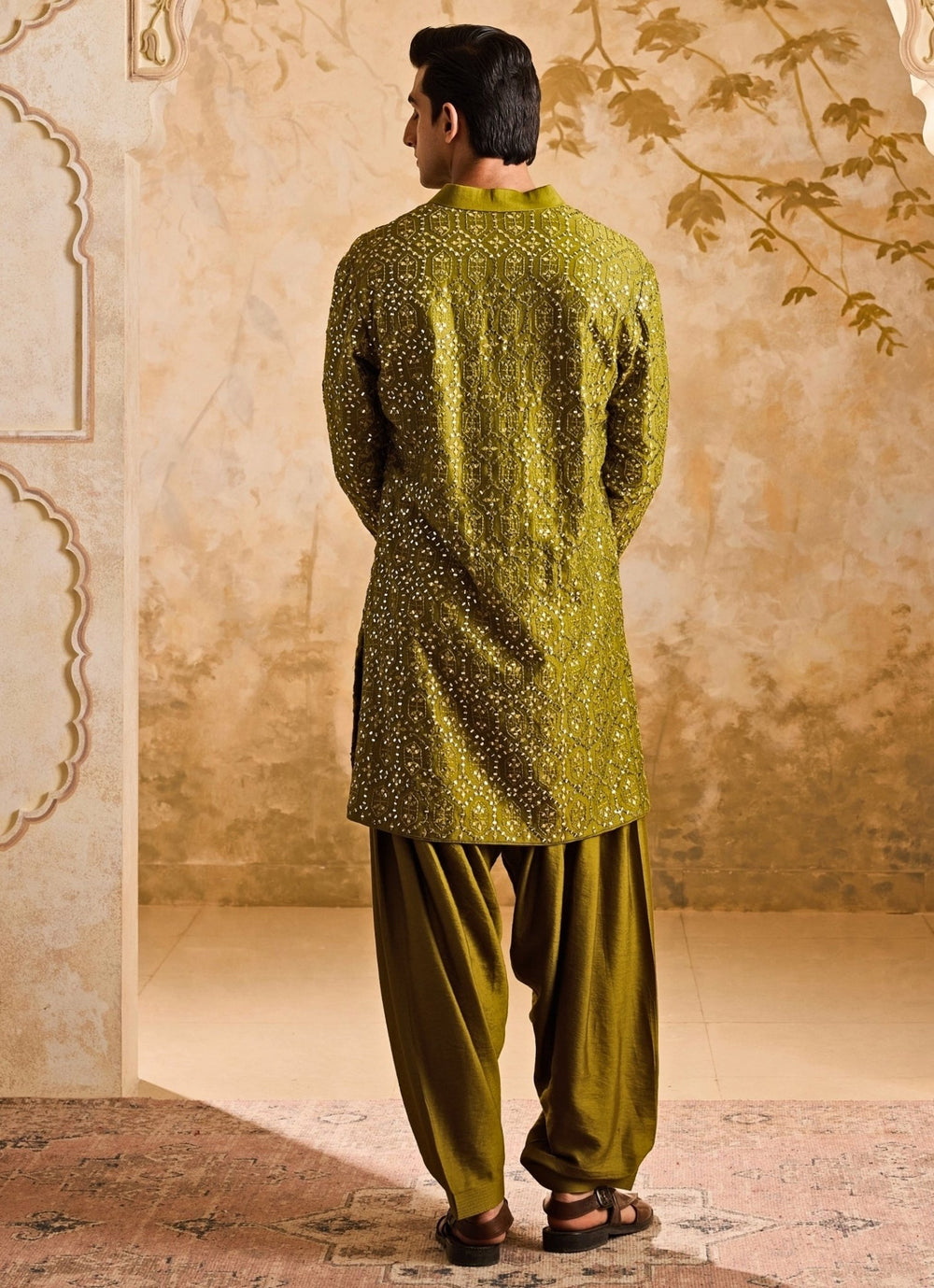 Mehendi Green Chanderi Mirrorwork Kurta Set Nitika Gujral - Men - Fabilicious Fashion