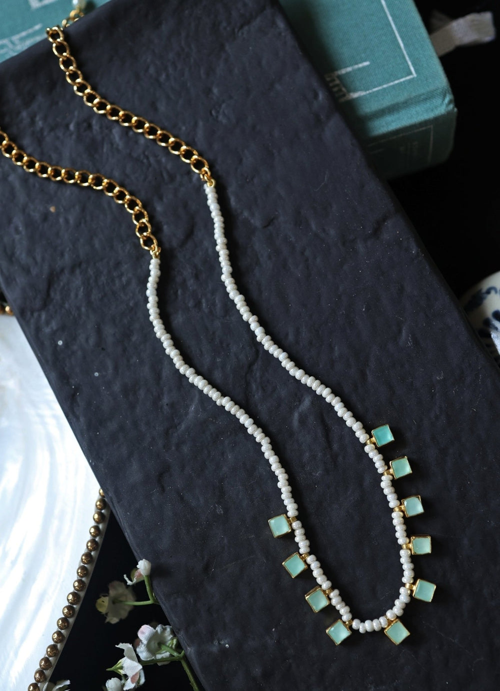 Do Taara Mint Green Kundan And Pearl NecklaceFabilicious Fashion