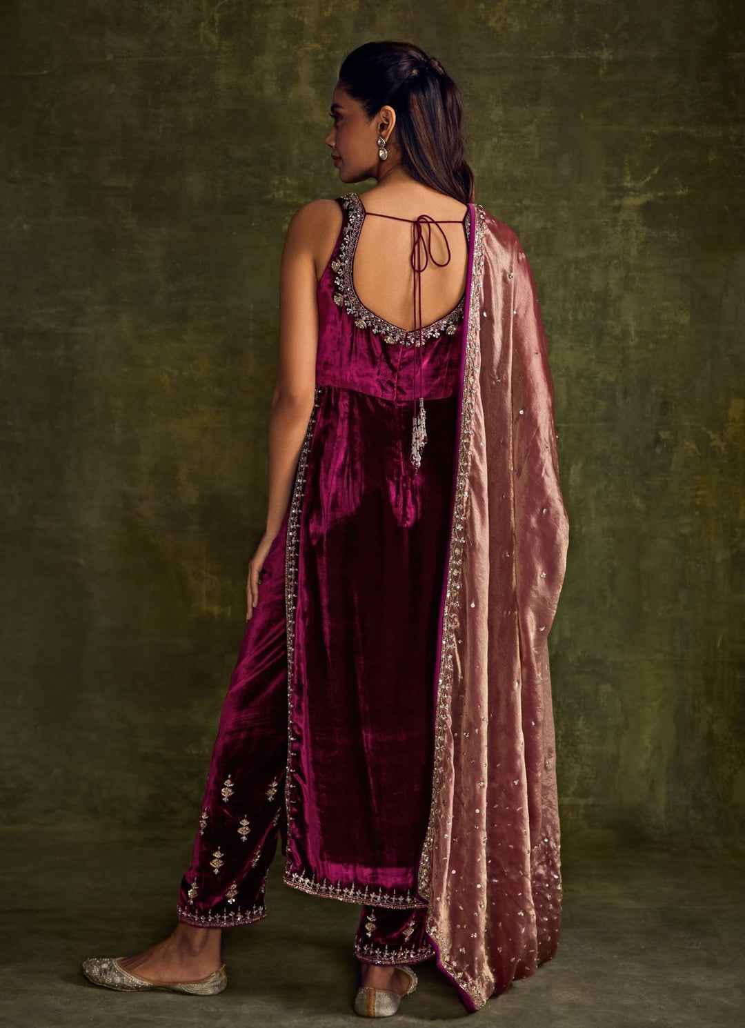 Mulberry Pink Velvet Kurta Pants Set Sanya Gulati - Fabilicious Fashion