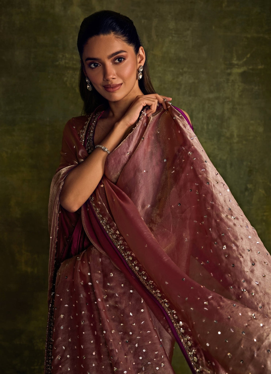 Mulberry Pink Velvet Kurta Pants Set Sanya Gulati - Fabilicious Fashion