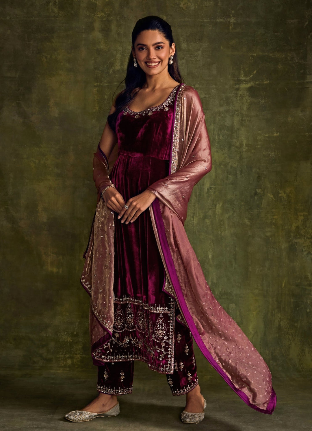 Mulberry Pink Velvet Kurta Pants Set Sanya Gulati - Fabilicious Fashion