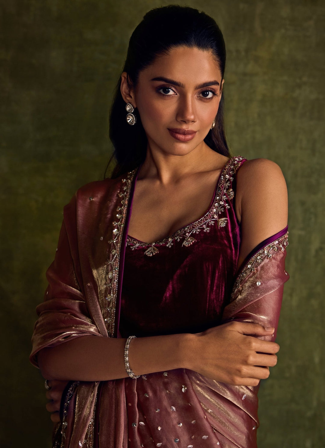 Mulberry Pink Velvet Kurta Pants Set Sanya Gulati - Fabilicious Fashion