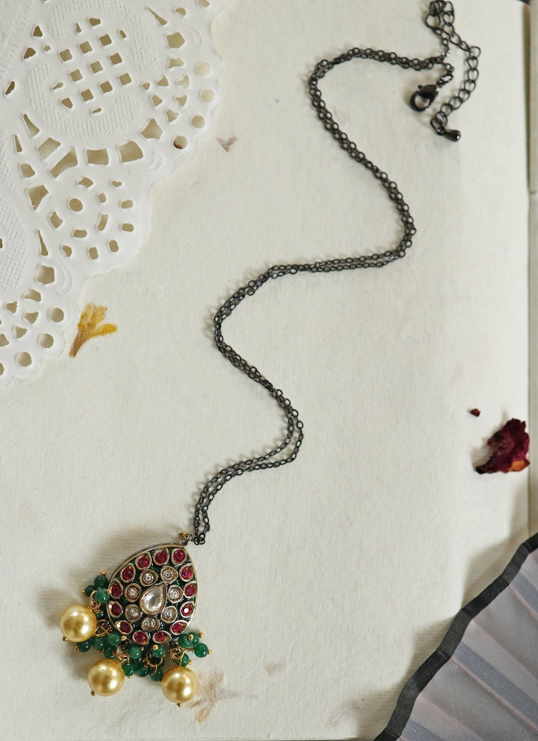 Do Taara Multicoloured Pendant NecklaceFabilicious Fashion