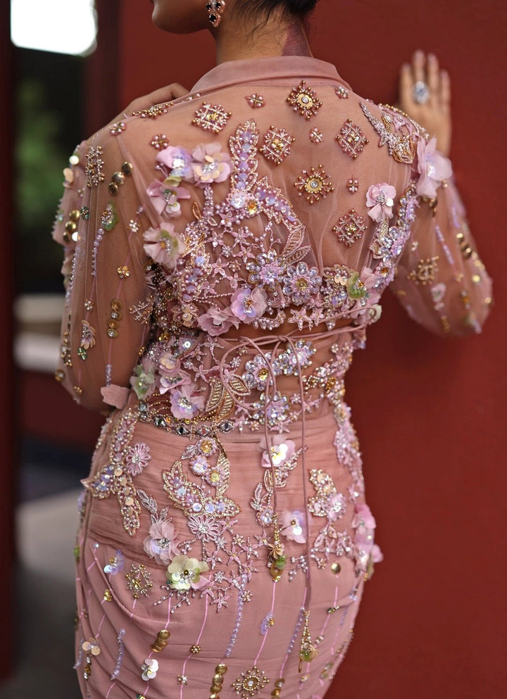 Muted Gold And Peach Georgette Concept Saree Moledro - Fabilicious Fashion