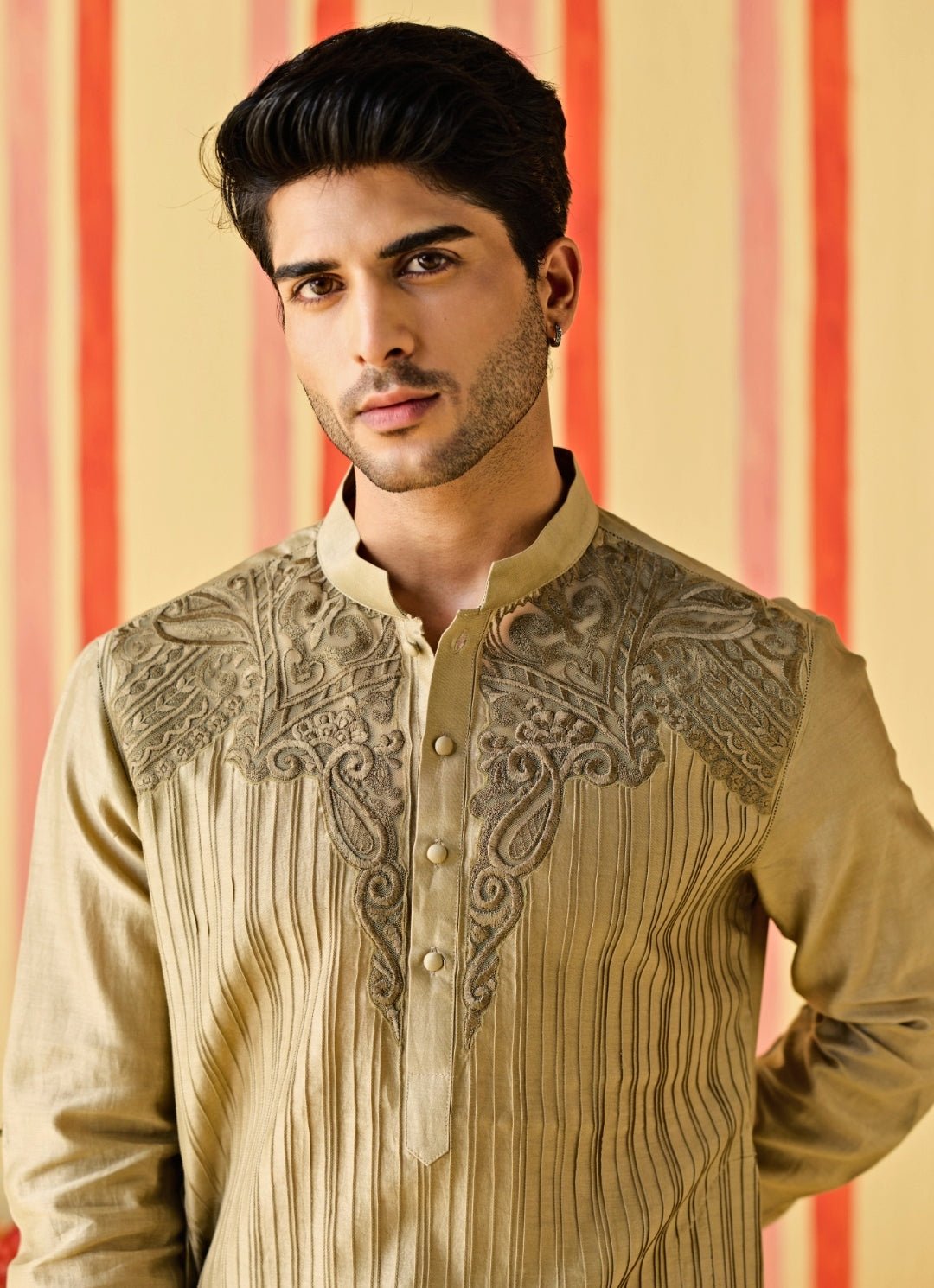 Studio Bagechaa - Men Muted Green Embroidered Chanderi Kurta SetFabilicious Fashion