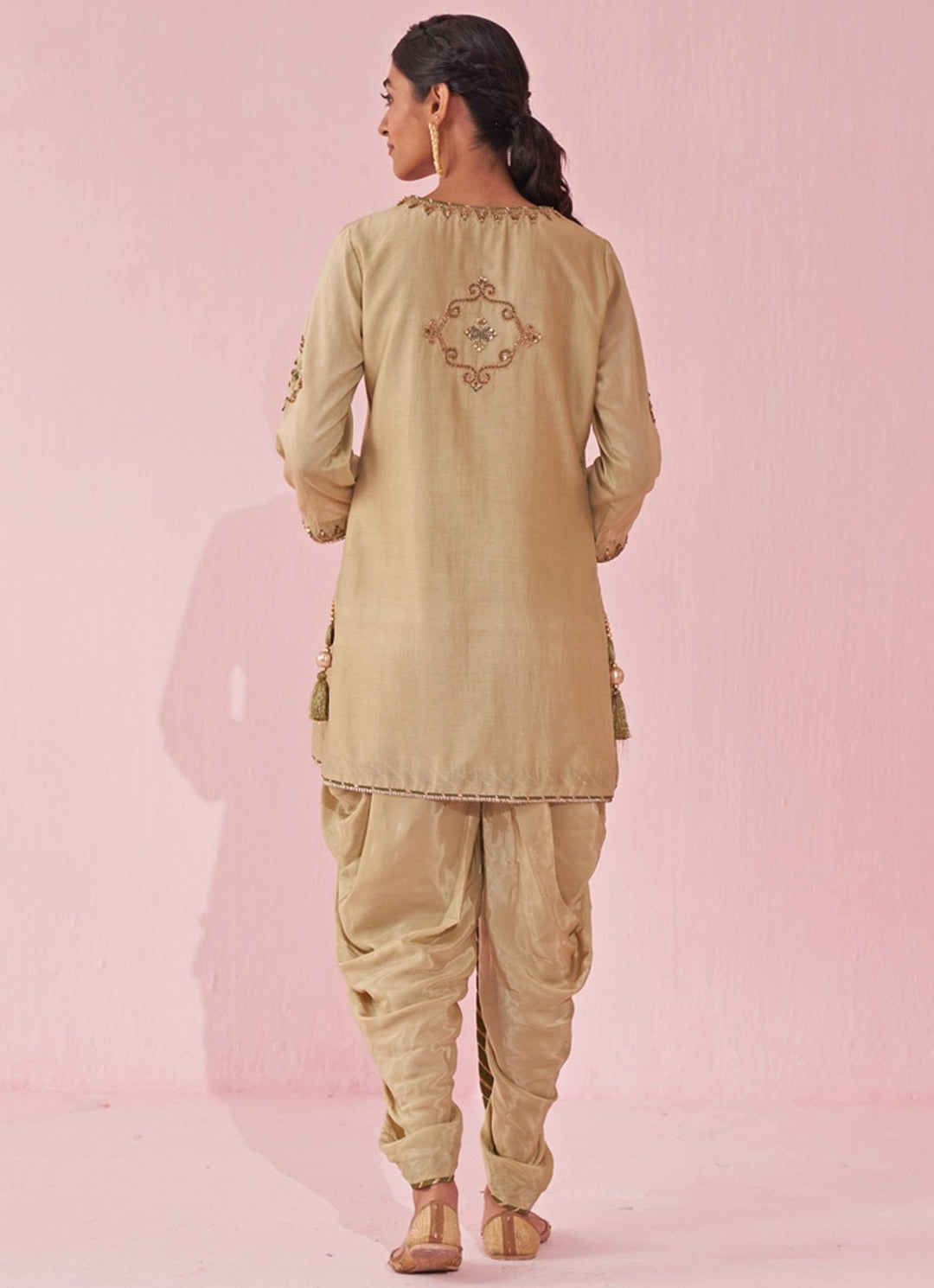 Muted Green Embroidered Chanderi Kurta Tulip Pants Set Studio Bagechaa - Fabilicious Fashion