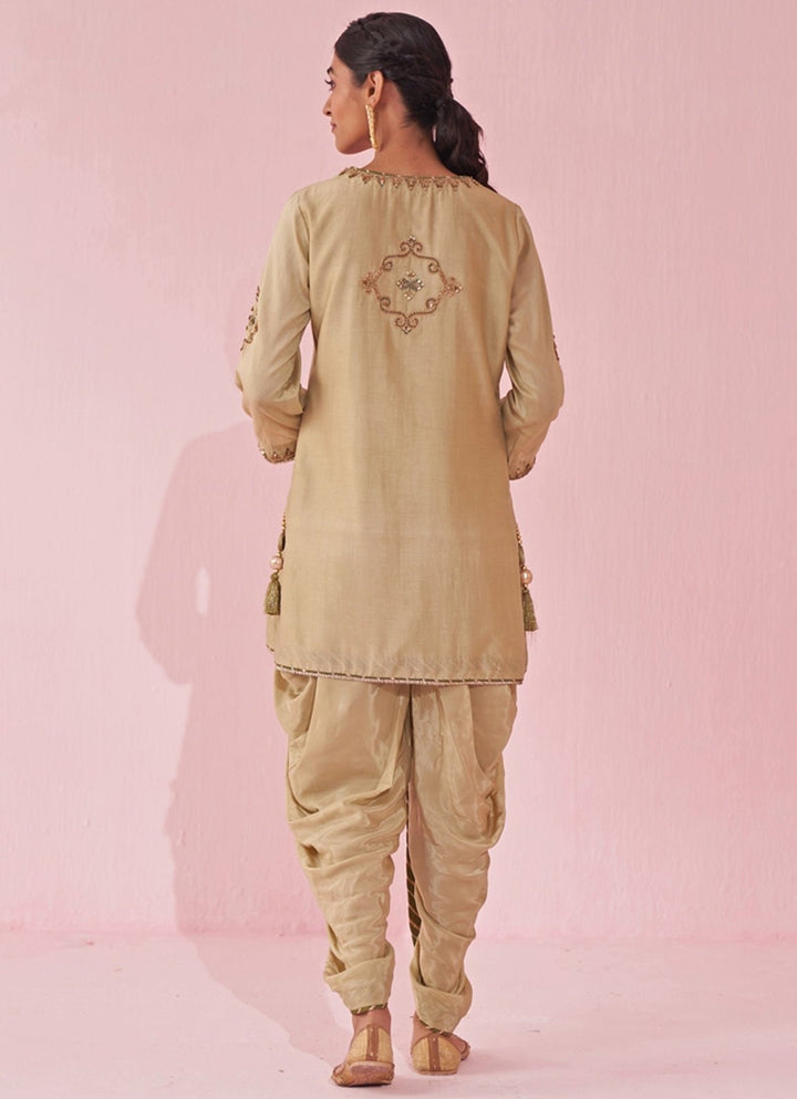 Muted Green Embroidered Chanderi Kurta Tulip Pants Set Studio Bagechaa - Fabilicious Fashion