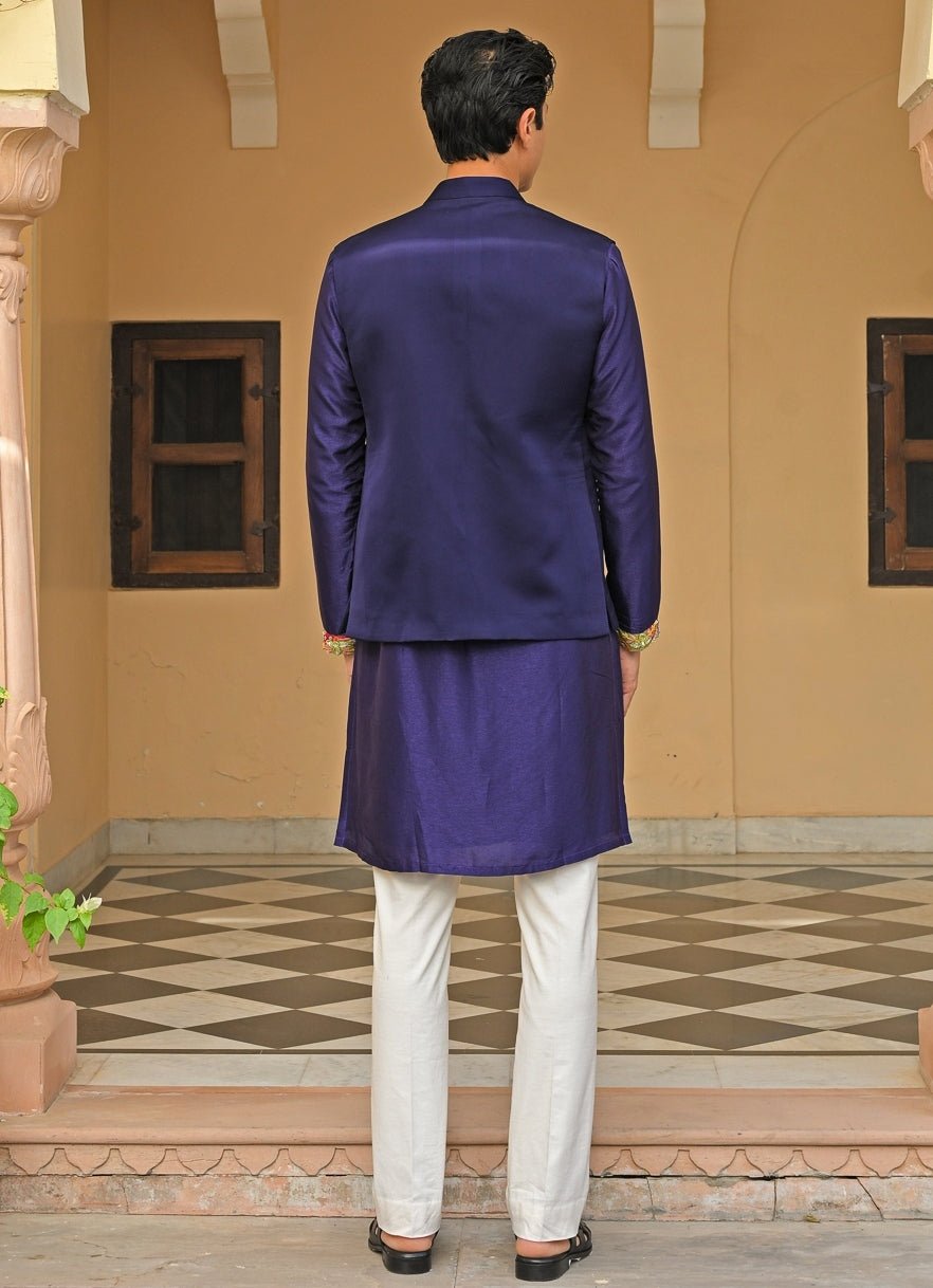 Juhi Bengani - Men Navy Blue Embroidered Silk Bundi SetFabilicious Fashion