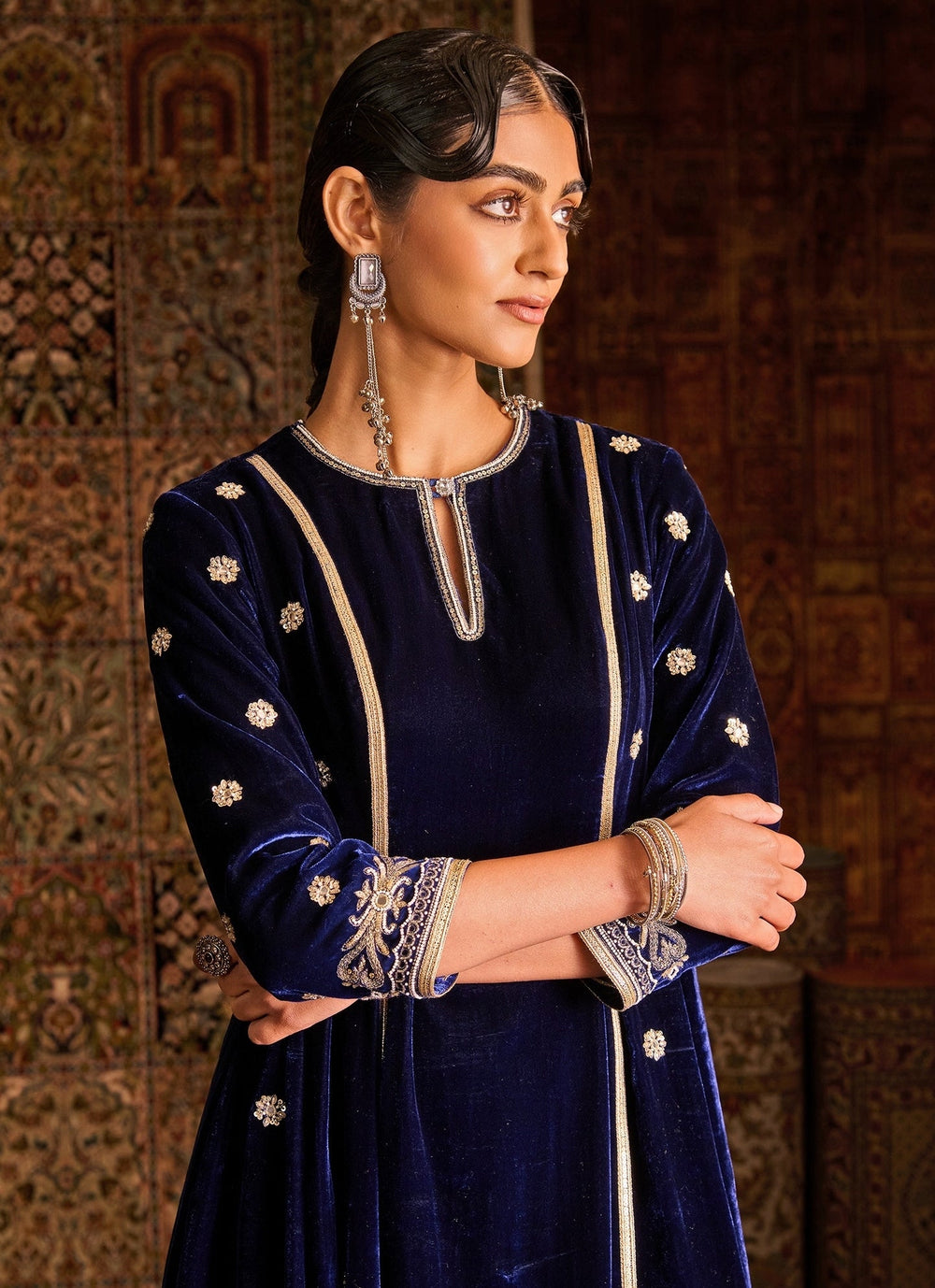Zoon Tribe Navy Blue Velvet Kurta Pants Set With Contrast DupattaFabilicious Fashion