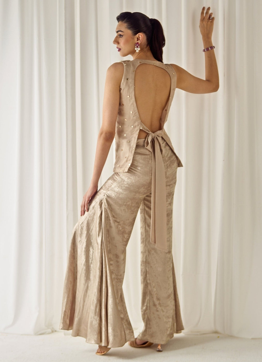 Nude Gold Organza Pants Set Sanya Gulati - Fabilicious Fashion