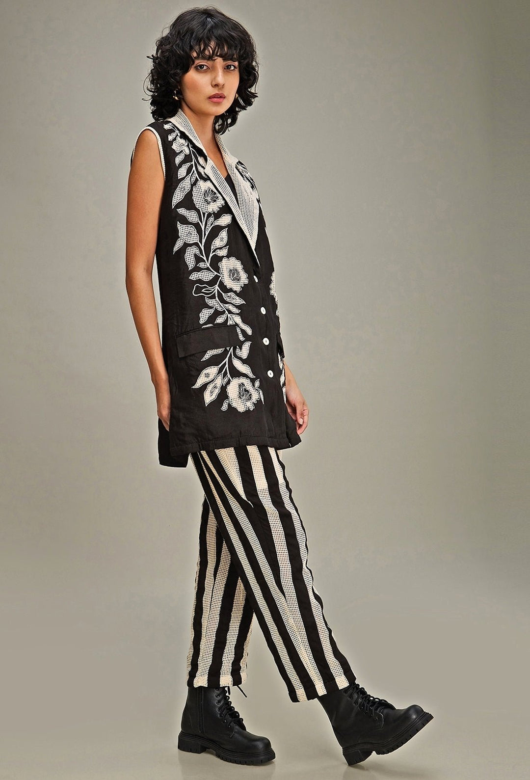 Off White And Black Applique And Floral Embroidery Blazer And Pant Set Soup By Sougat Paul - Fabilicious Fashion