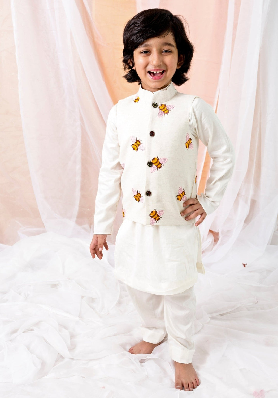 Off White Cotton Kurta Set With Bundi Chotibuti - Fabilicious Fashion