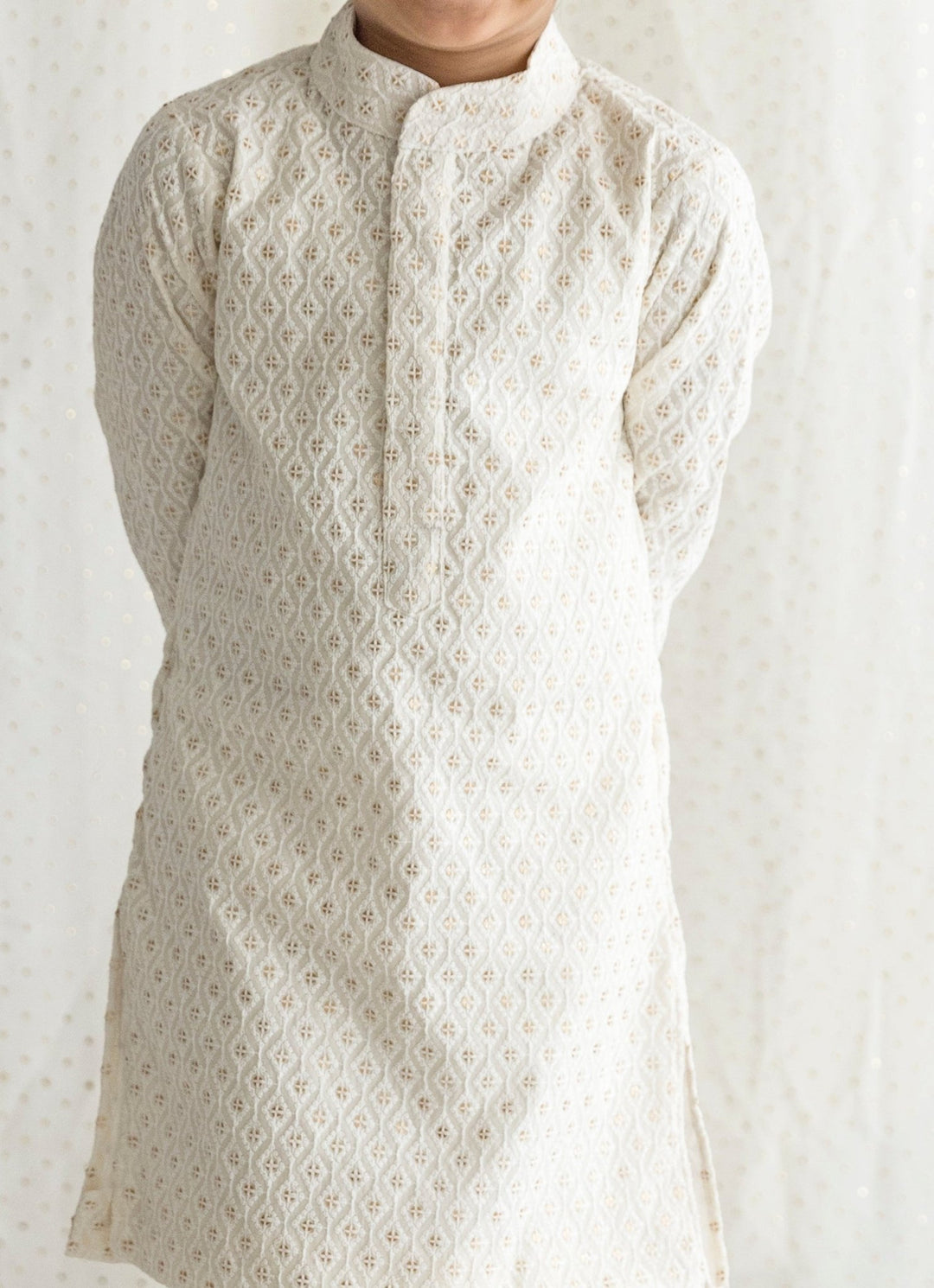 Off White Cotton Kurta Set Chotibuti - Fabilicious Fashion