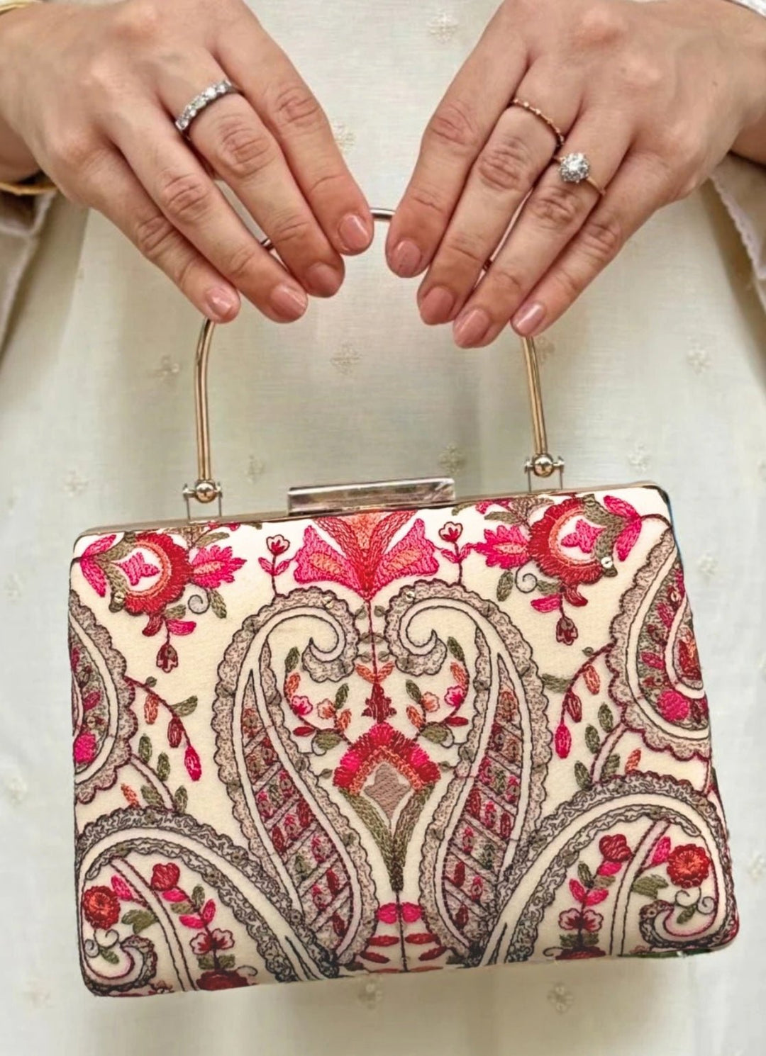 Off - White Embroidered Clutch AMYRA - Fabilicious Fashion