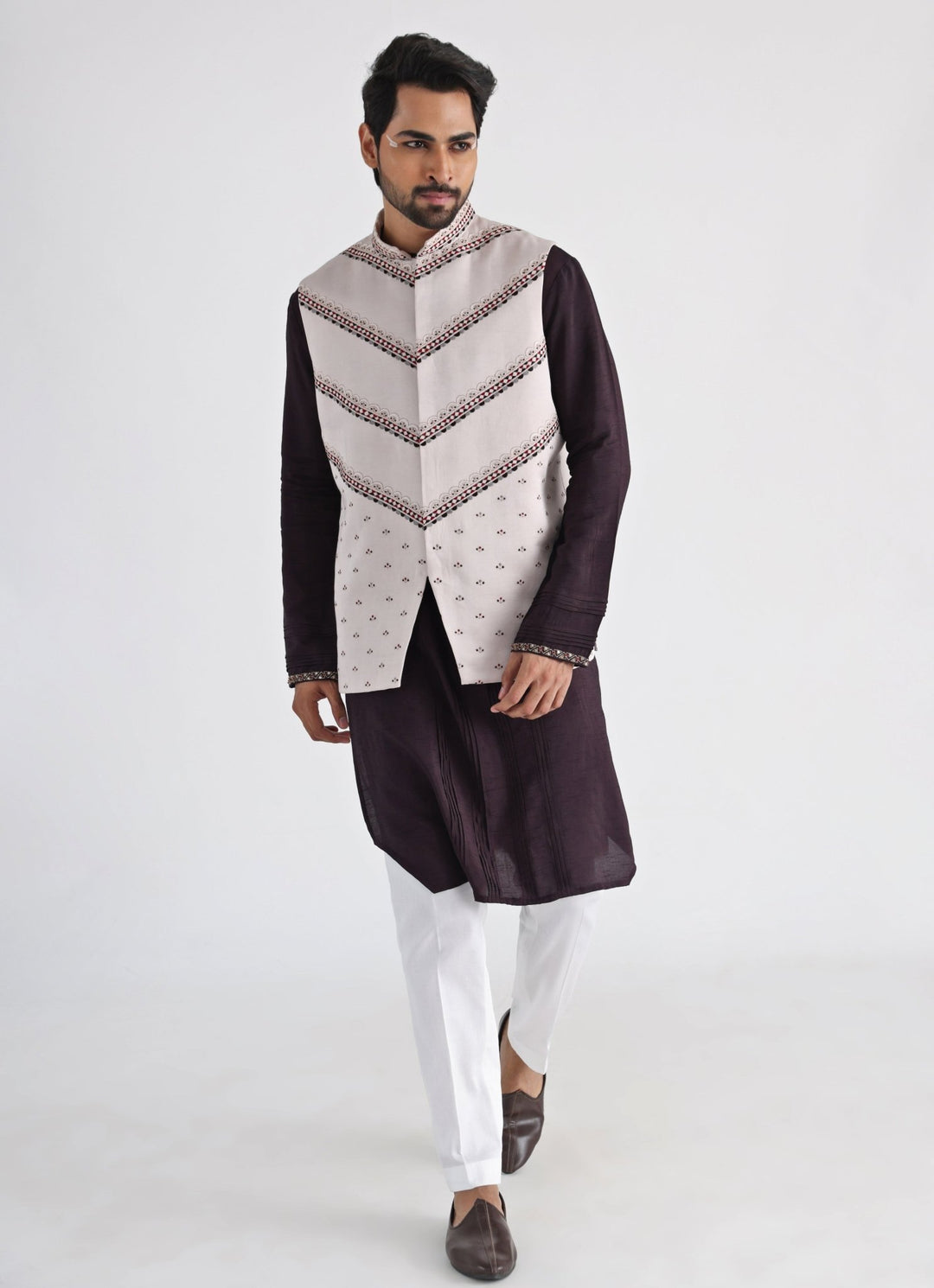 Off White Embroidered Nehru Jacket Smriti - Fabilicious Fashion