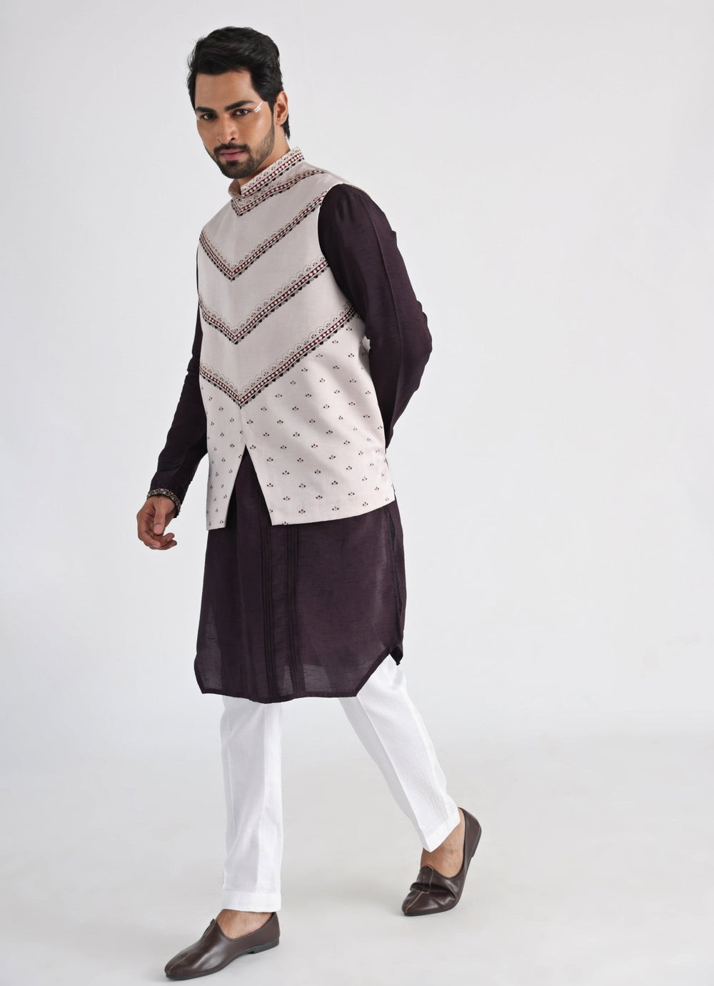 Off White Embroidered Nehru Jacket Smriti - Fabilicious Fashion
