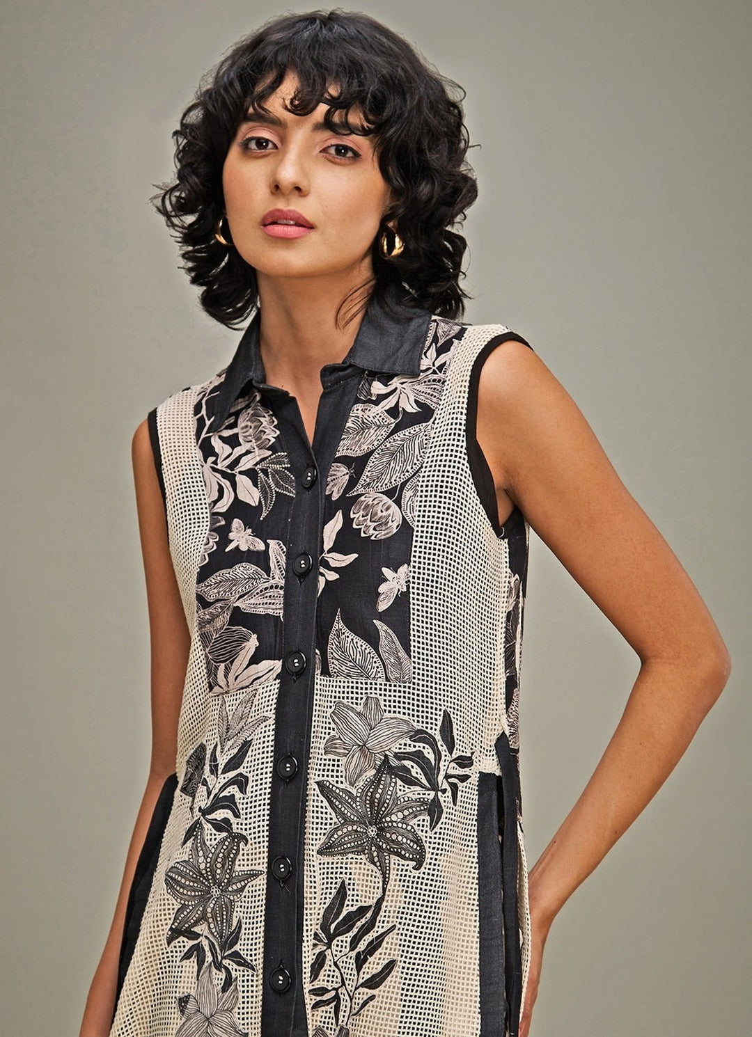 Off White Floral Embroidery Kurta And Pant Set Soup By Sougat Paul - Fabilicious Fashion