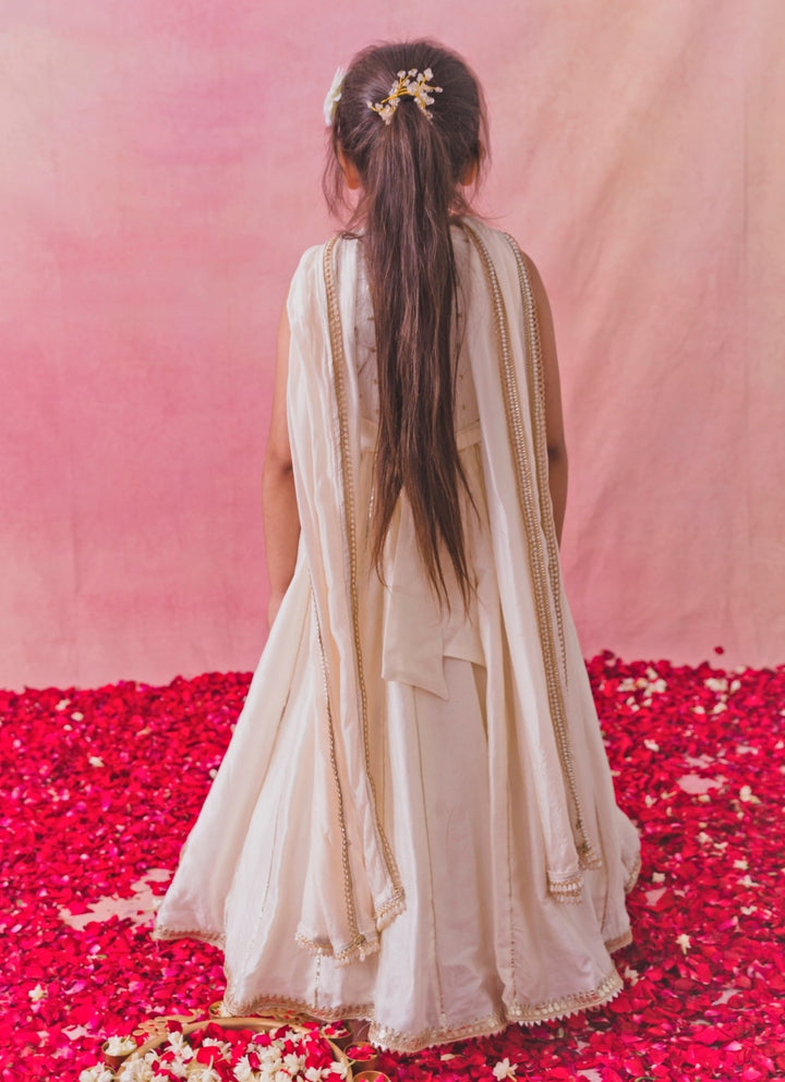Off White Silk Anarkali Set Chotibuti - Fabilicious Fashion