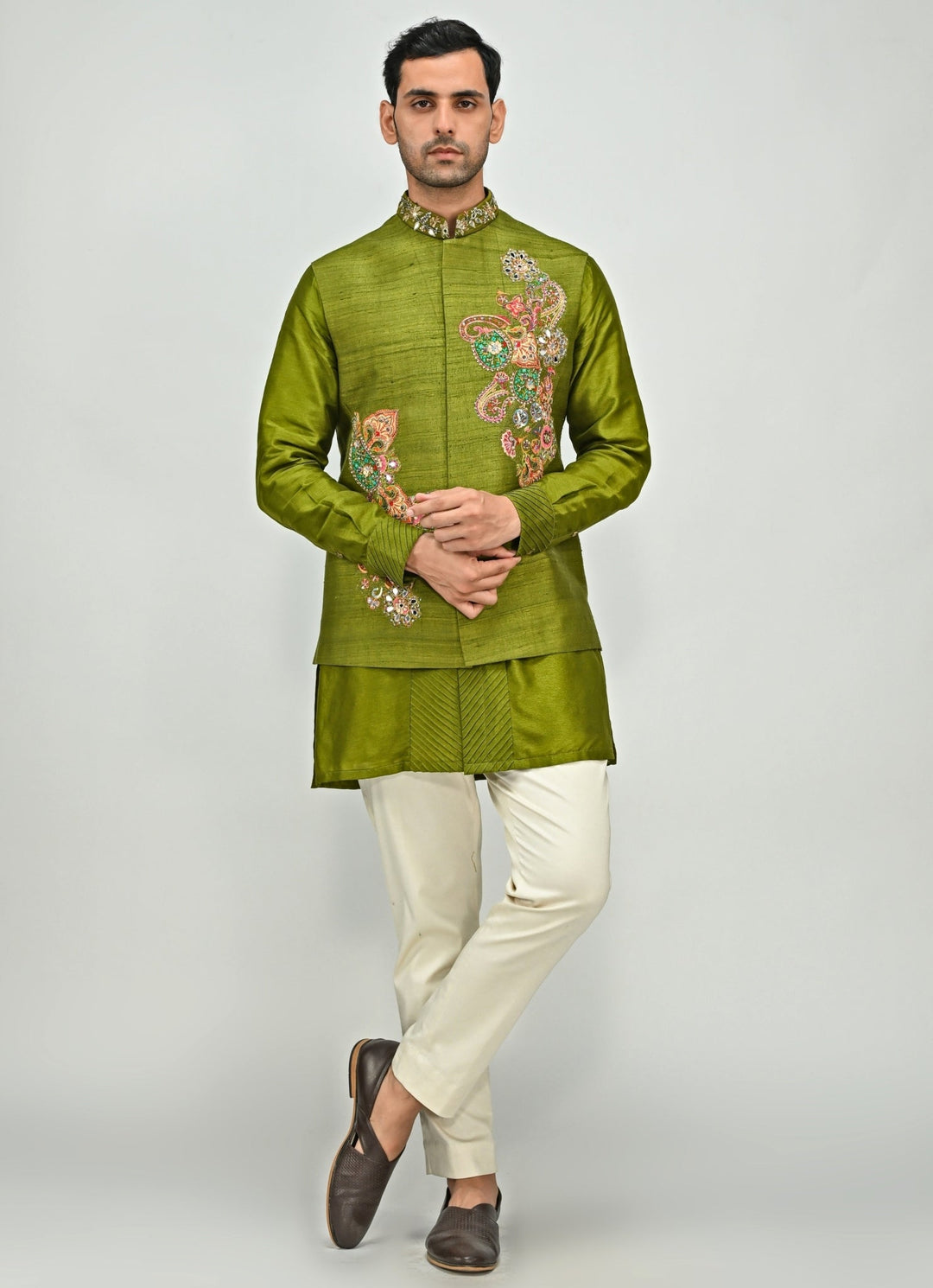 Olive Green Embroidered Silk Bundi and Kurta Set Juhi Bengani - Men - Fabilicious Fashion