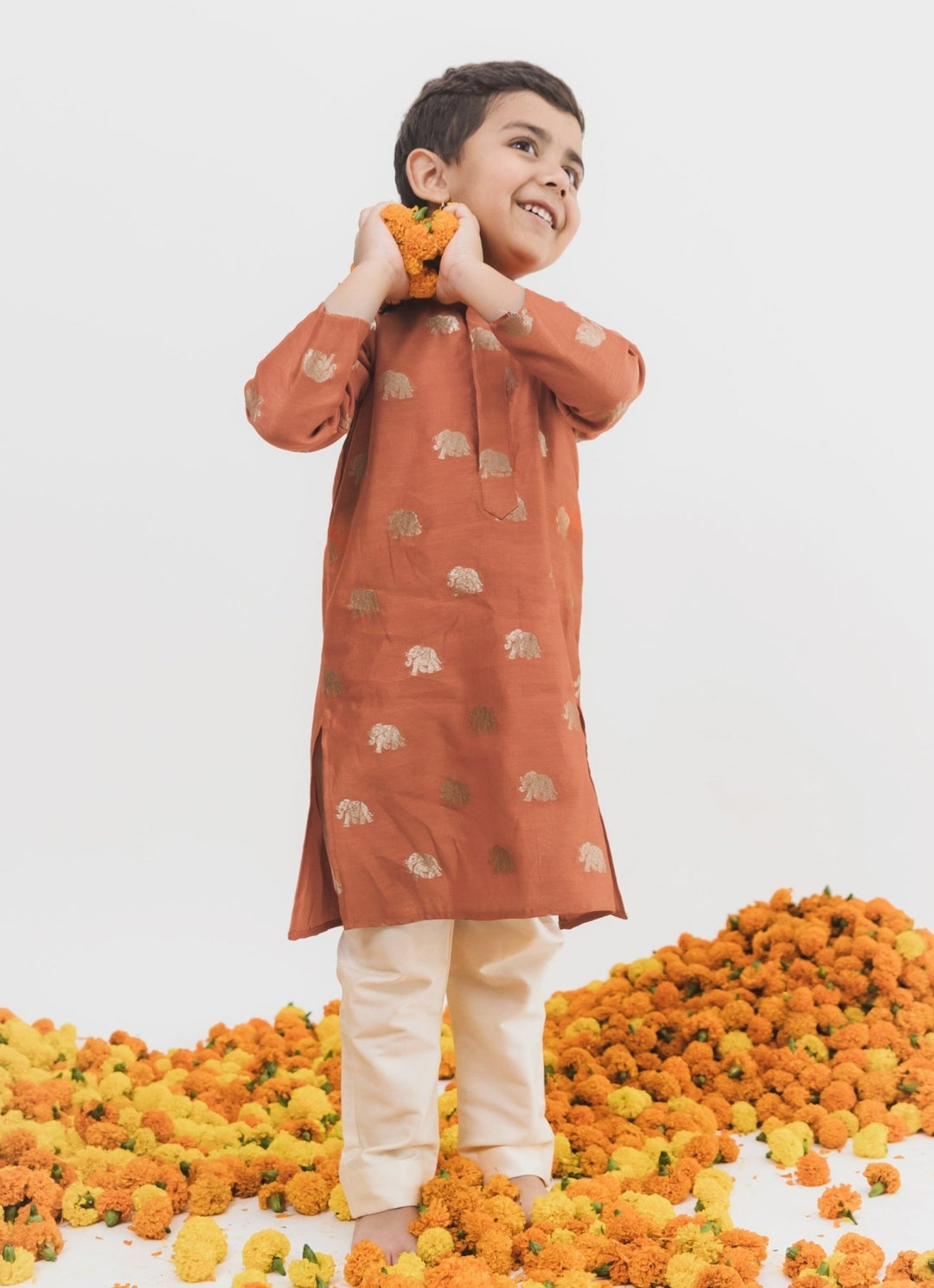 Orange Chanderi Kurta Set Chotibuti - Fabilicious Fashion