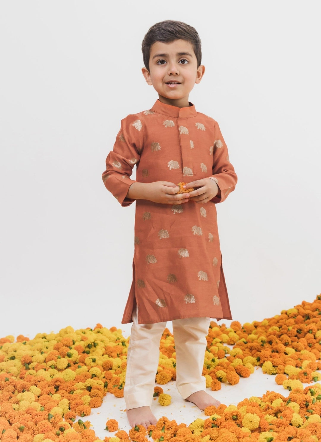 Orange Chanderi Kurta Set Chotibuti - Fabilicious Fashion