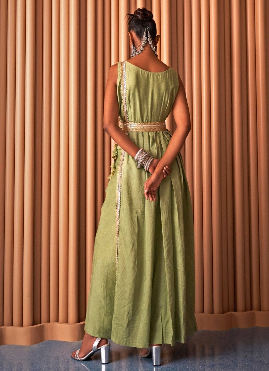 Rishi and Vibhuti Pastel Green Chanderi Kurta Set With BeltFabilicious Fashion