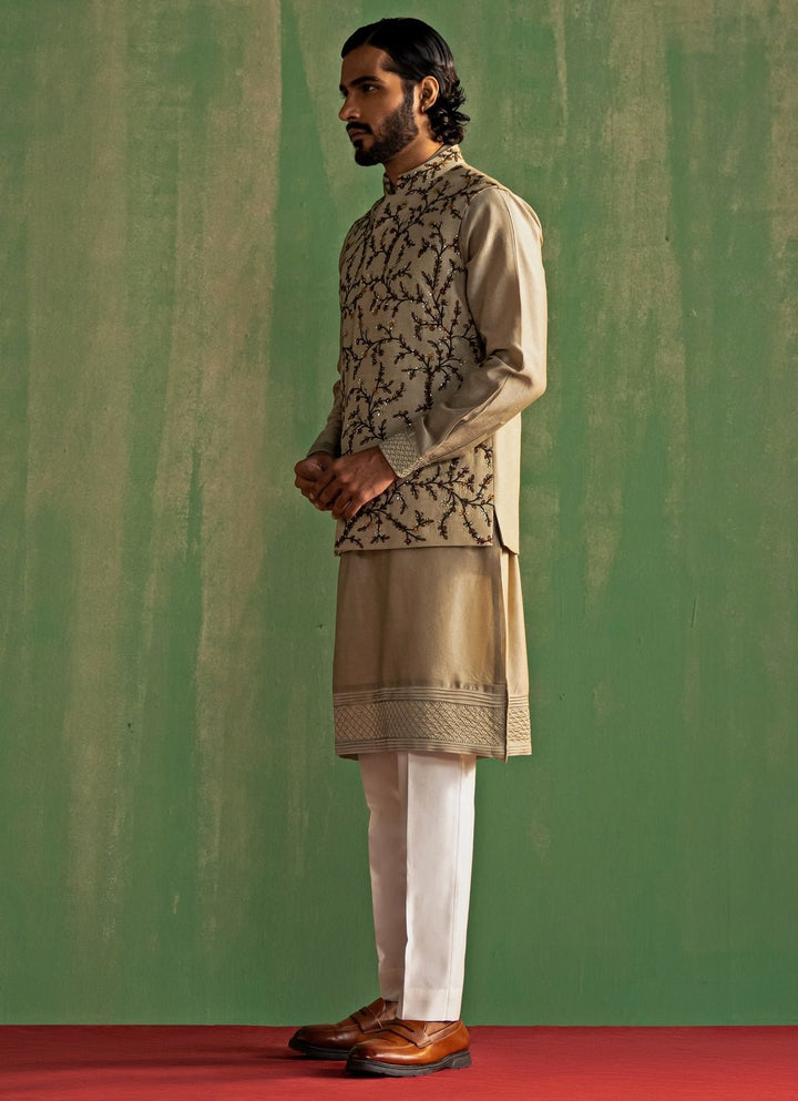 Pastel Grey Embroidered Kurta Bundi Set Studio Bagechaa - Men - Fabilicious Fashion