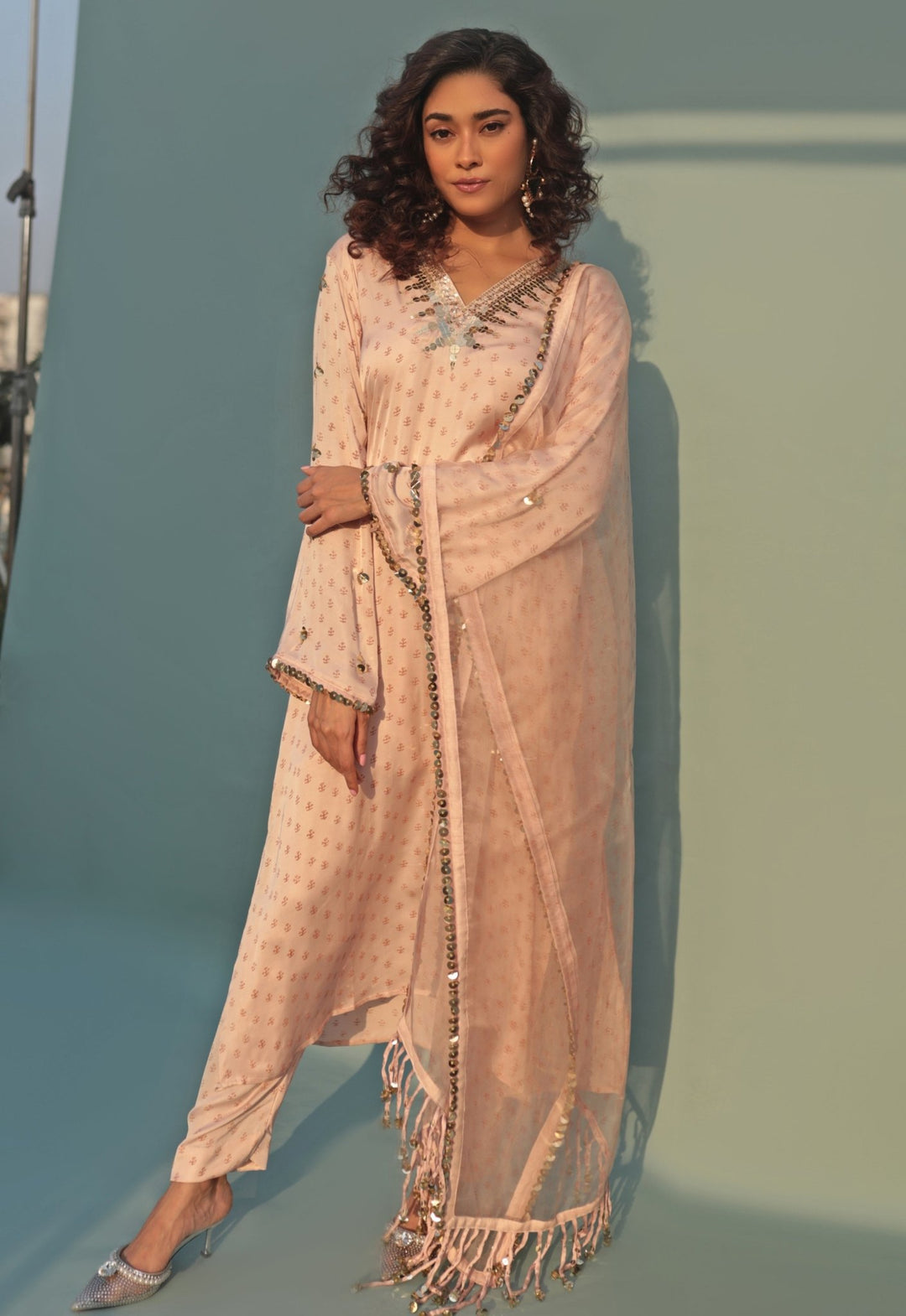 Pastel Pink Hand - Blocked Anti - Fit Kurta Pant Set Prahnaaya - Fabilicious Fashion