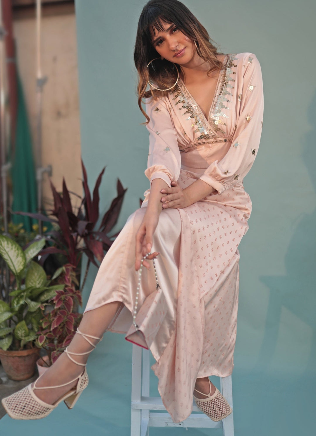 Pastel Pink Hand - Embroidered Crop Top Skirt Set Prahnaaya - Fabilicious Fashion