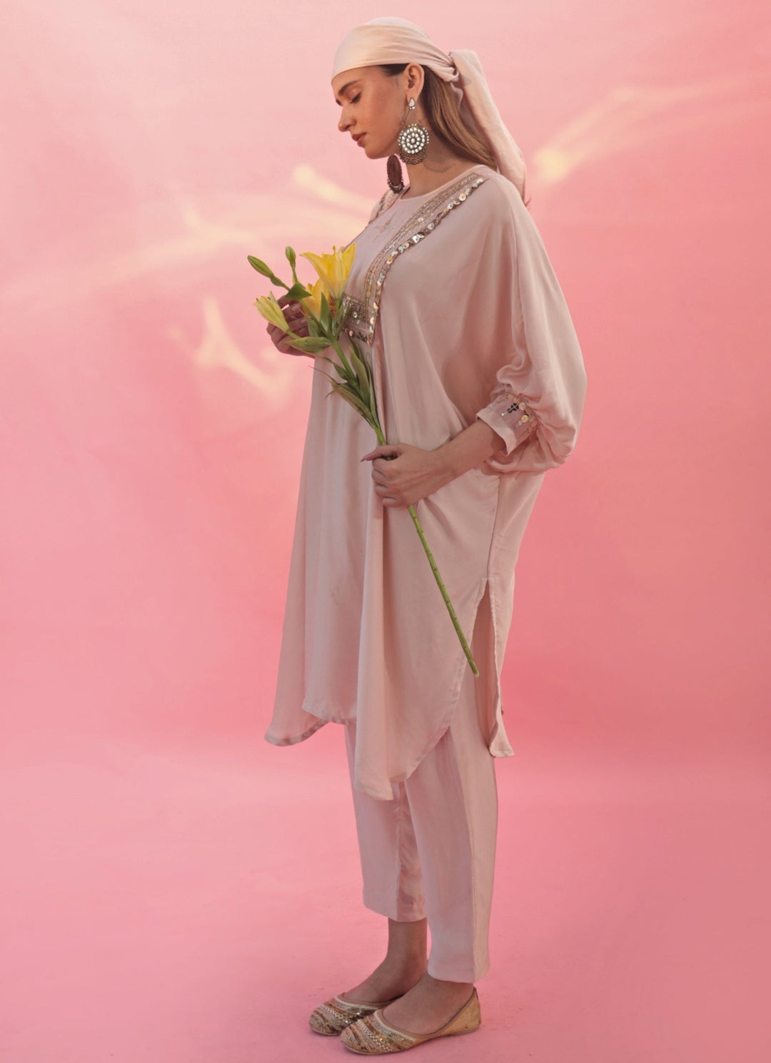 Pastel Pink Hand Embroidered Satin Kurta Pant Set Prahnaaya - Fabilicious Fashion