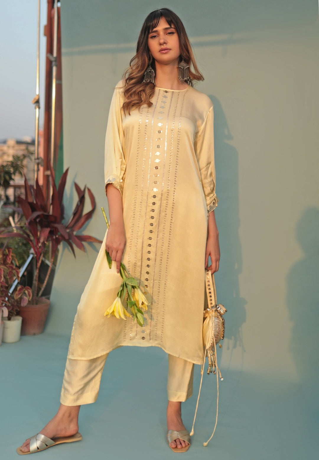 Pastel Yellow Hand - Embroidered Kurta Set Prahnaaya - Fabilicious Fashion